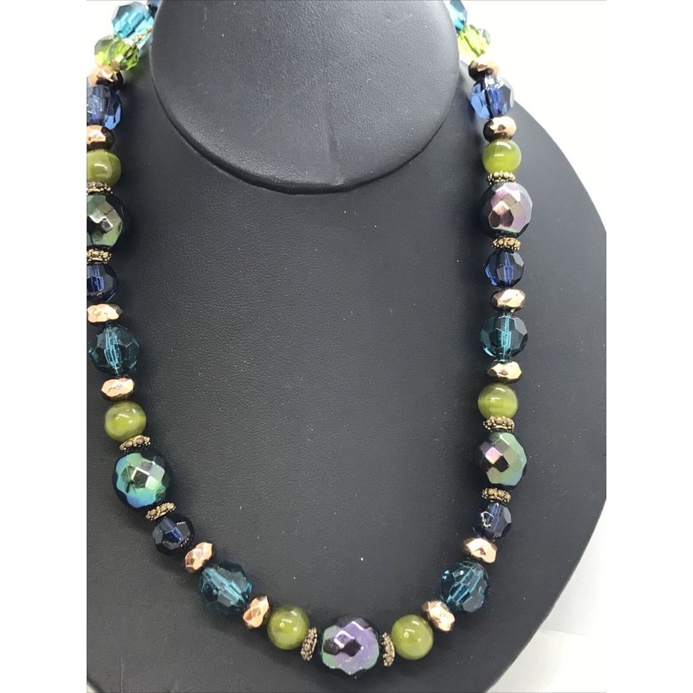 Blue Green Faceted Iridescent Crystal bead necklace 16” gold tone Statement